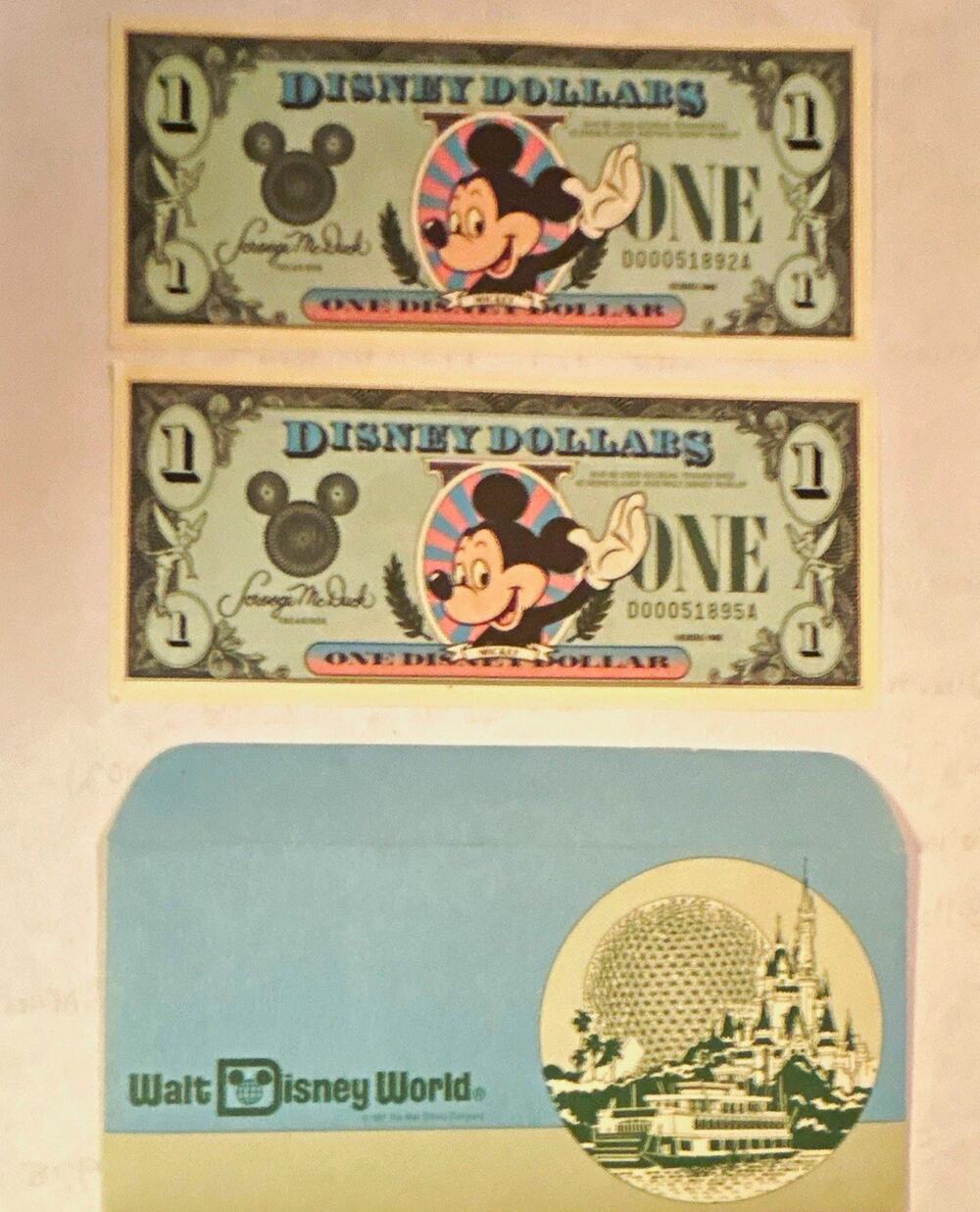 1988 Walt Disney World $1 Disney Dollars x2 Mickey D-Series + Original Envelope